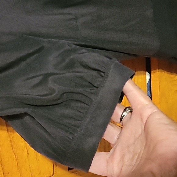 Goop black jumpsuit. Looks amazing on! - Picture 3 of 8